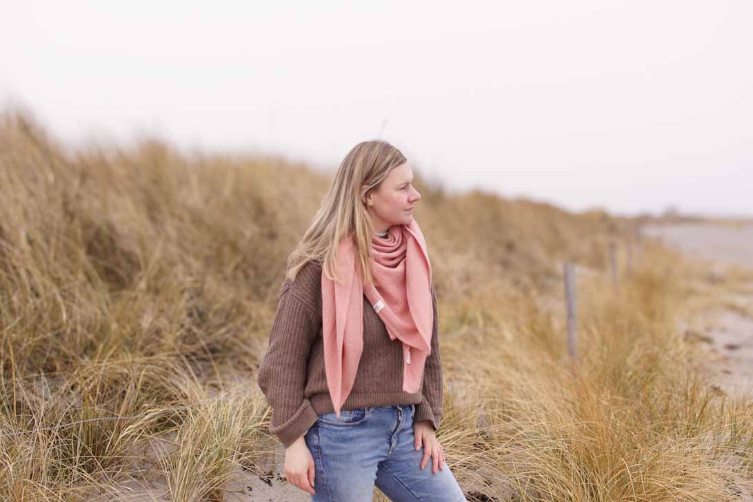 XL Musselintuch Peach - weiche Baumwolle, vielseitig als Halstuch, Stilltuch oder Sommerdecke

